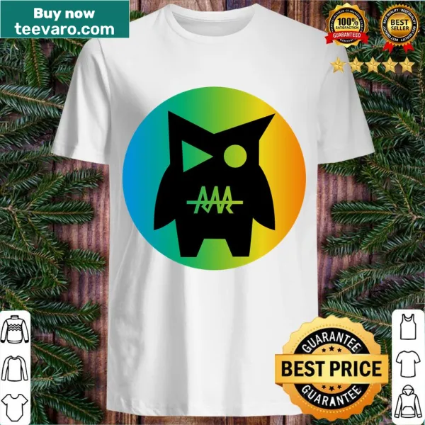 T-shirt with Team Rar logo in rainbow colors