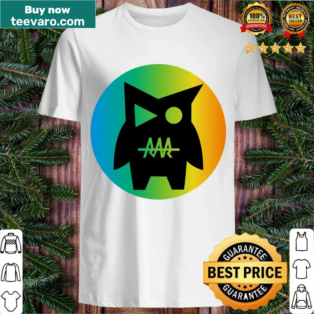 T-shirt with Team Rar logo in rainbow colors — on a men's t-shirt