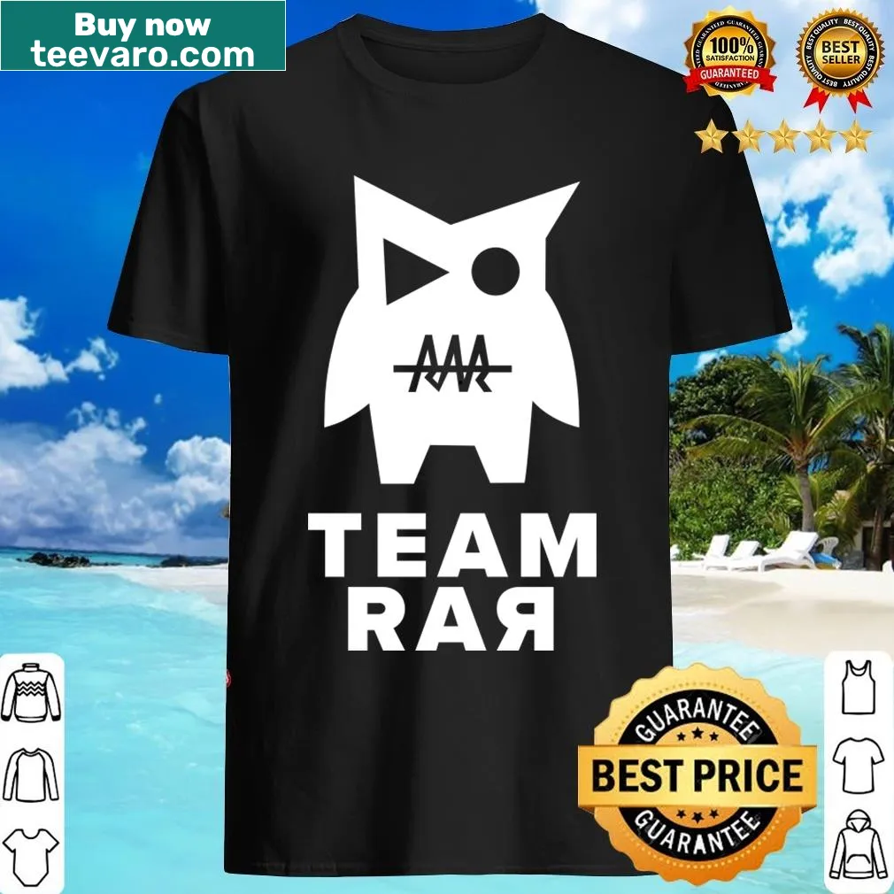 Badge-style graphic for coders on Team Rar t-shirt — on a men's t-shirt