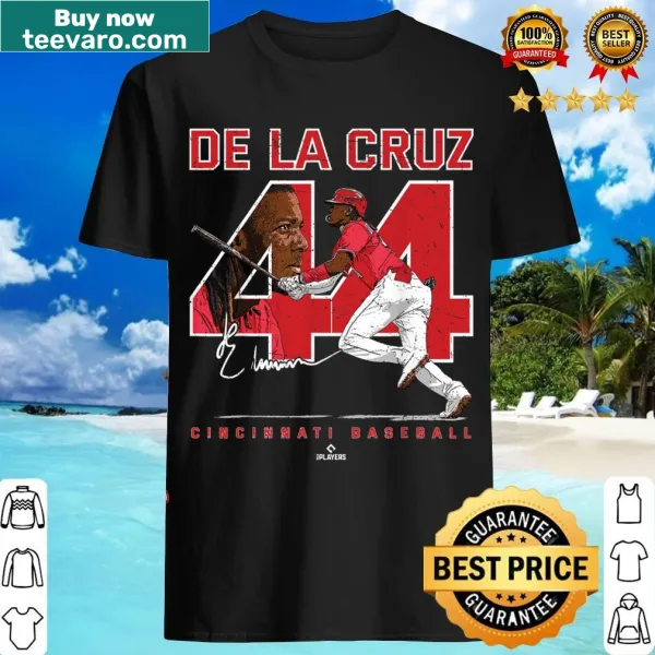 Graphic of Elly De La Cruz portrait and number on T-shirt