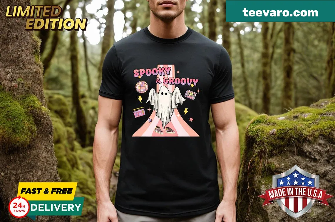 Cute retro Halloween T-shirt with a cartoon ghost and fun text — on a men's t-shirt