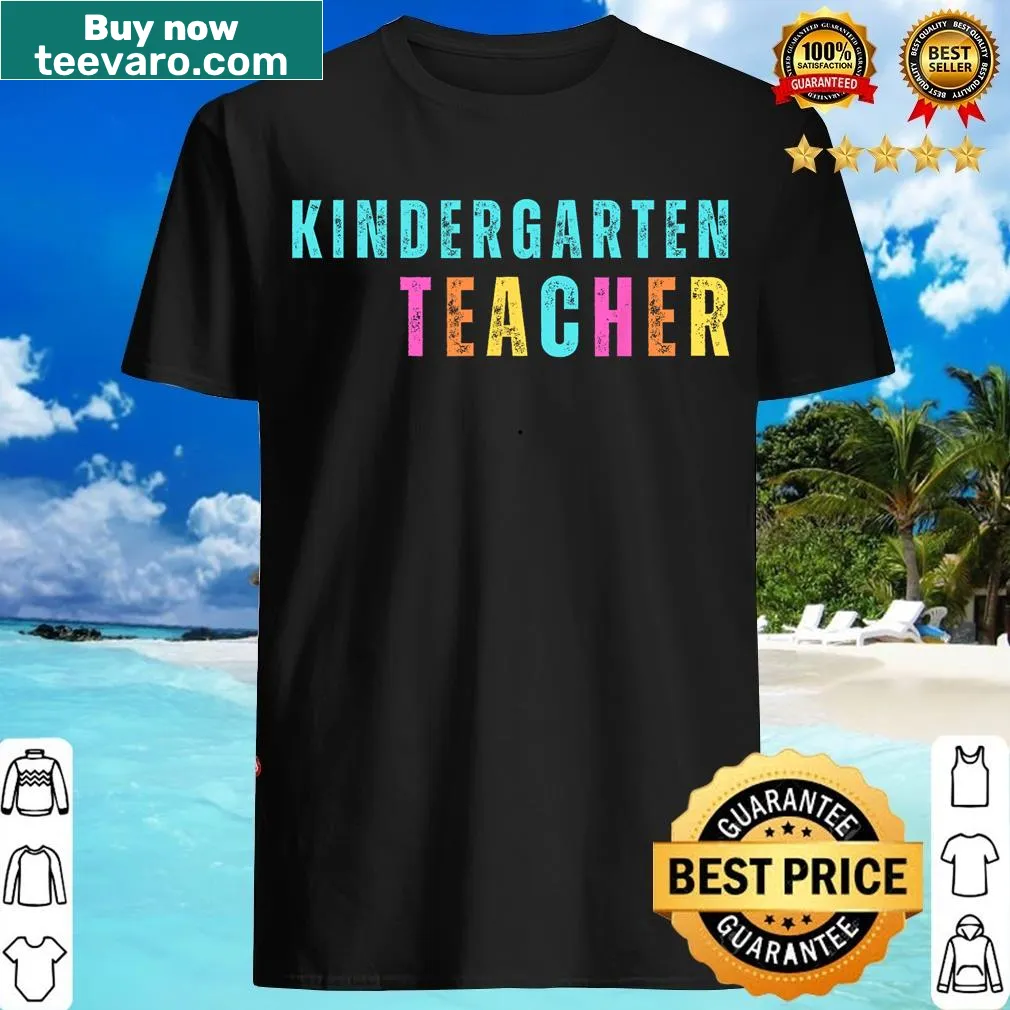Retro vintage graphic celebrating kindergarten teaching on a T-shirt — on a men's t-shirt