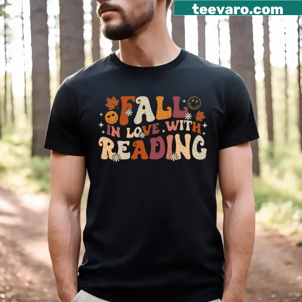Illustration T-shirt promoting reading with autumn and Thanksgiving themes