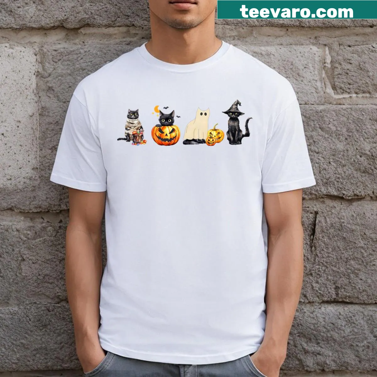 Retro black cat with pumpkin graphic for Halloween — on a men's t-shirt