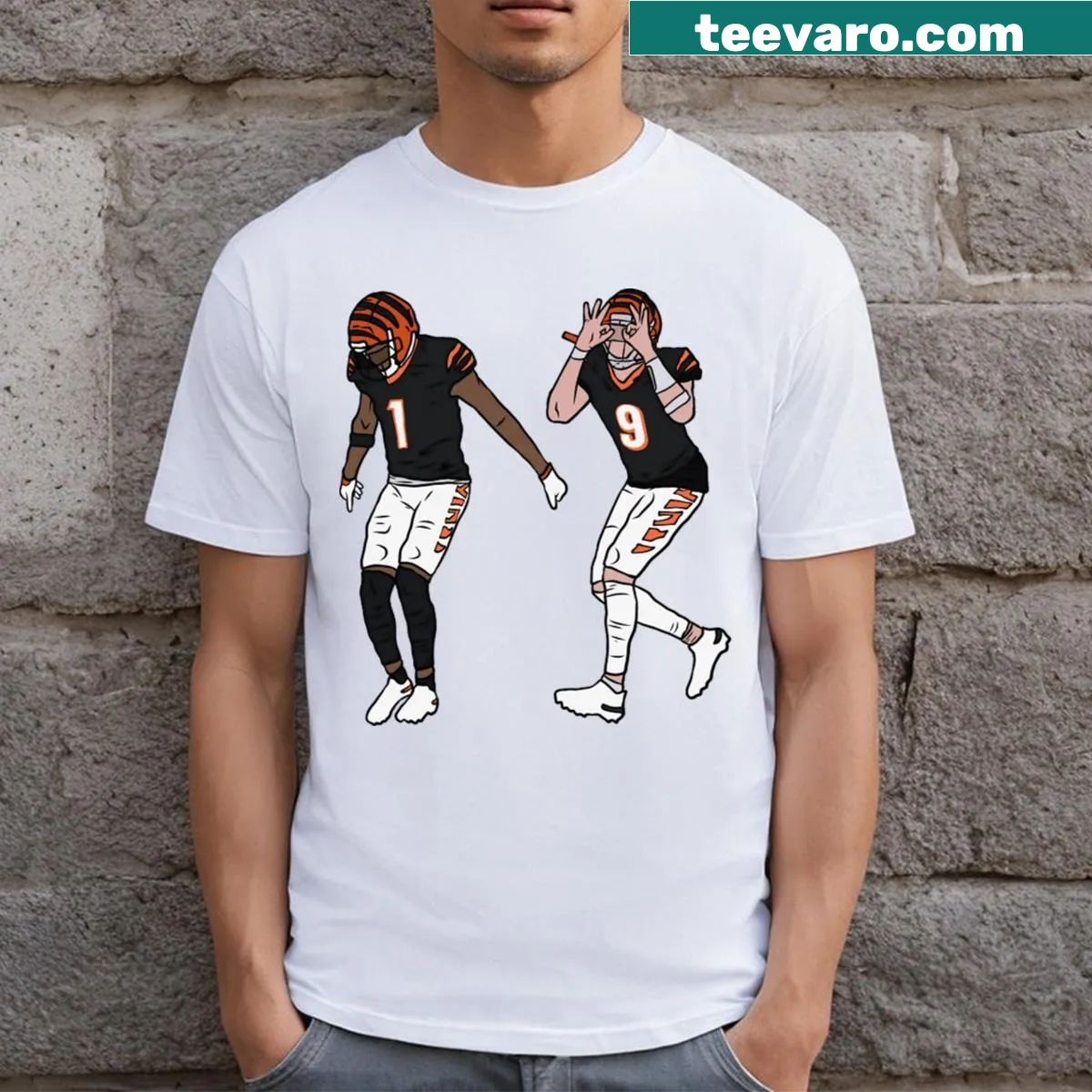 Illustration of Ja'marr Chase and Joe Burrow performing the Griddy dance. — on a men's t-shirt