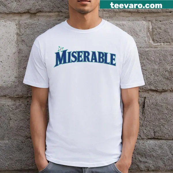 Vintage Mariners tee with distressed team name graphic