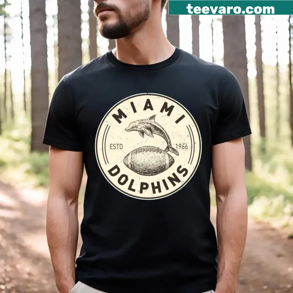 Vintage-style Miami Dolphins T-shirt with distressed graphics