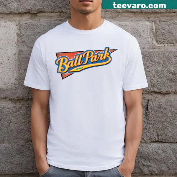 Vintage-style T-shirt with playful food graphic featuring buns and rolls