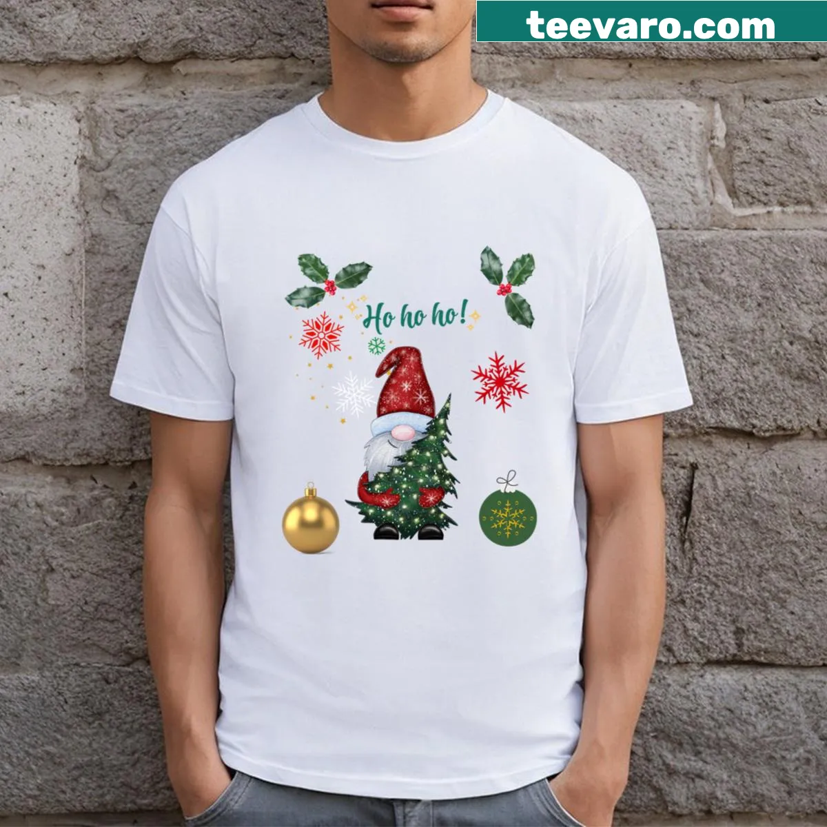Santa Claus with Christmas tree illustration on a t-shirt — on a men's t-shirt