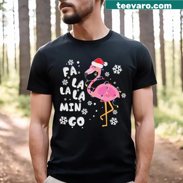 Essential Christmas T-shirt with a whimsical flamingo design