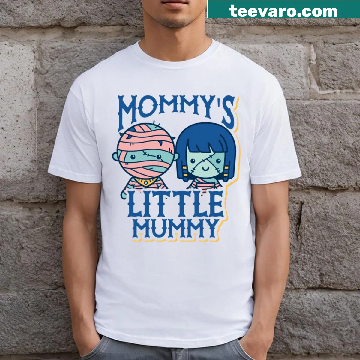 Funny mummy graphic on a Halloween T-shirt for moms — on a men's t-shirt