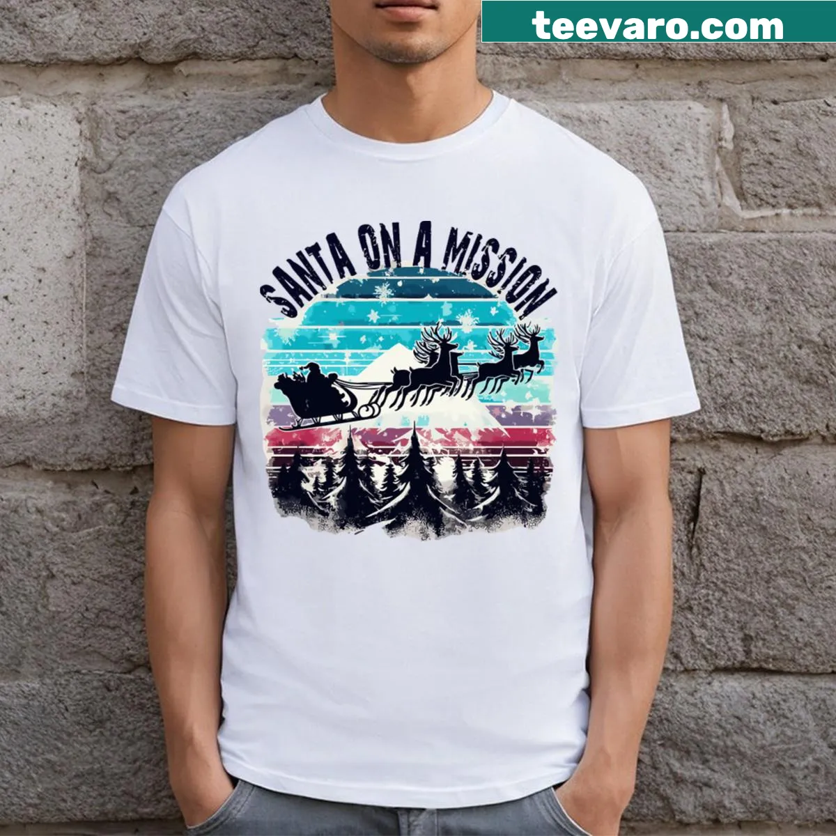 Vintage cartoon Santa Claus on a mission for Christmas — on a men's t-shirt