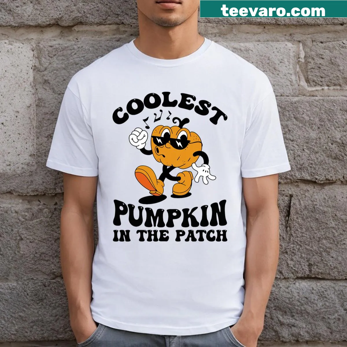 Cartoon design of a groovy pumpkin for Halloween — on a men's t-shirt
