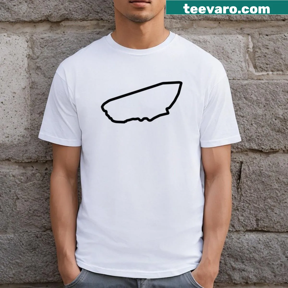 Outline graphic of Le Mans Circuit De La Sarthe on a T-shirt — on a men's t-shirt