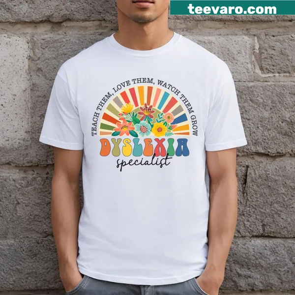 Text design for dyslexia specialists on t-shirt.