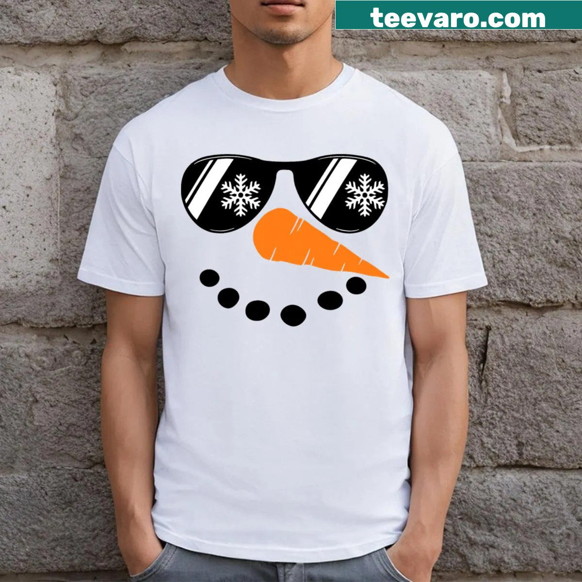 Funny snowman face graphic on Christmas T-shirt for family — on a men's t-shirt