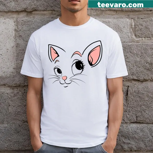 Cartoon cat face graphic on a cute cat costume t-shirt