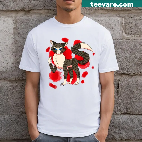 T-shirt featuring a graphic of a hawk in flight