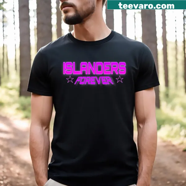 Classic T-shirt featuring the New York Islanders logo.
