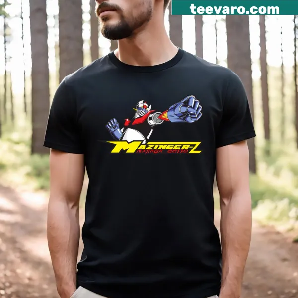Graphic T-shirt featuring the iconic Mazinger Z robot