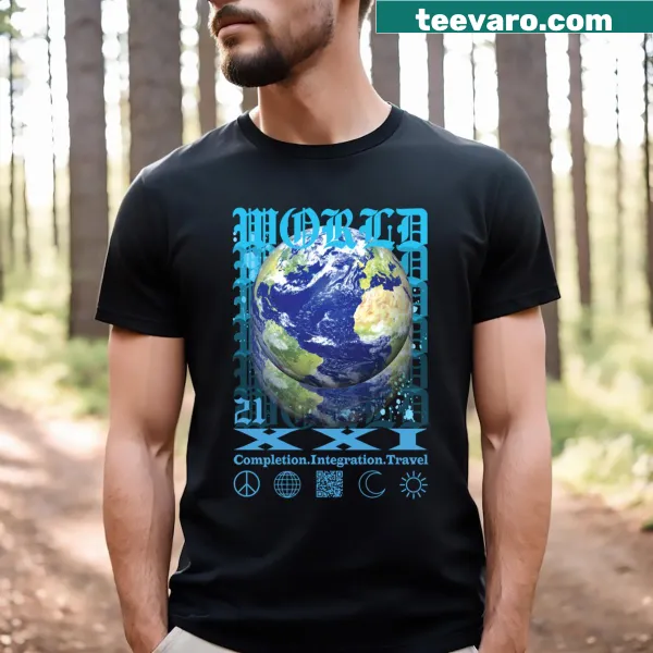 Illustrated tarot Major Arcana t-shirt featuring 21 symbols