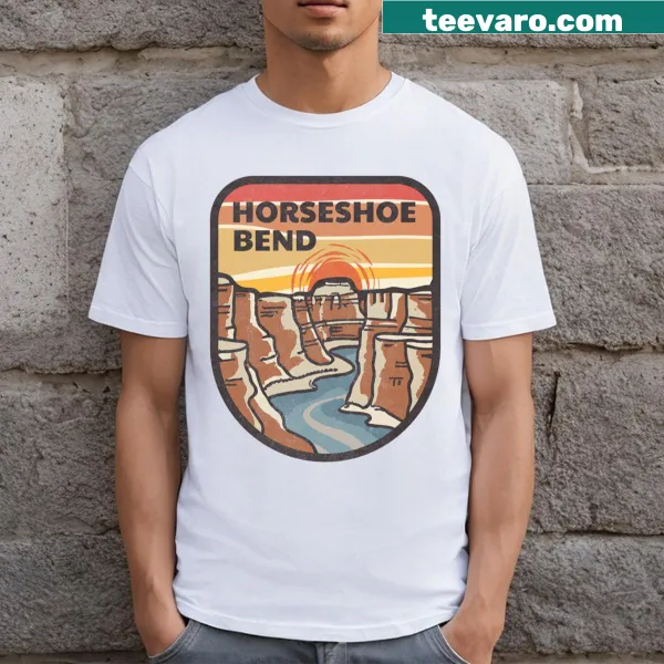 T-shirt featuring a detailed graphic of Horseshoe Bend in Arizona
