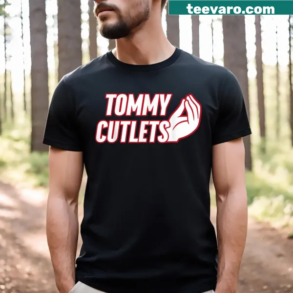 Illustrated T-shirt featuring an Italian hand gesture with football elements