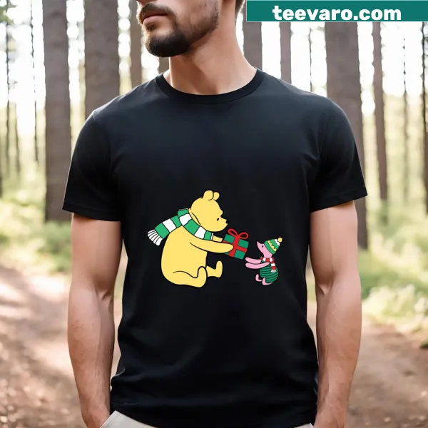 Winnie the Pooh and Piglet celebrate Christmas together.