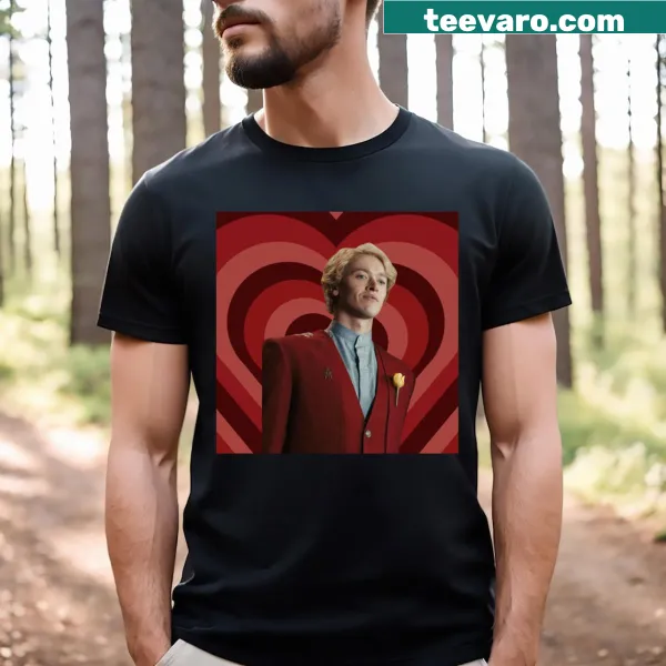 T-shirt featuring red hearts and Coriolanus Snow theme.