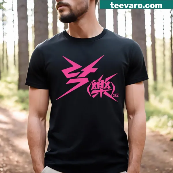 Stray Kids K-pop T-shirt with bold band name