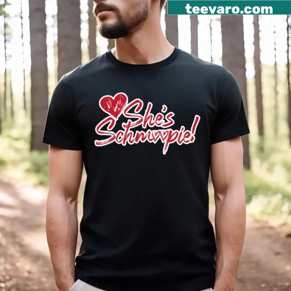 Cute T-shirt with the term Schmoopie illustrated