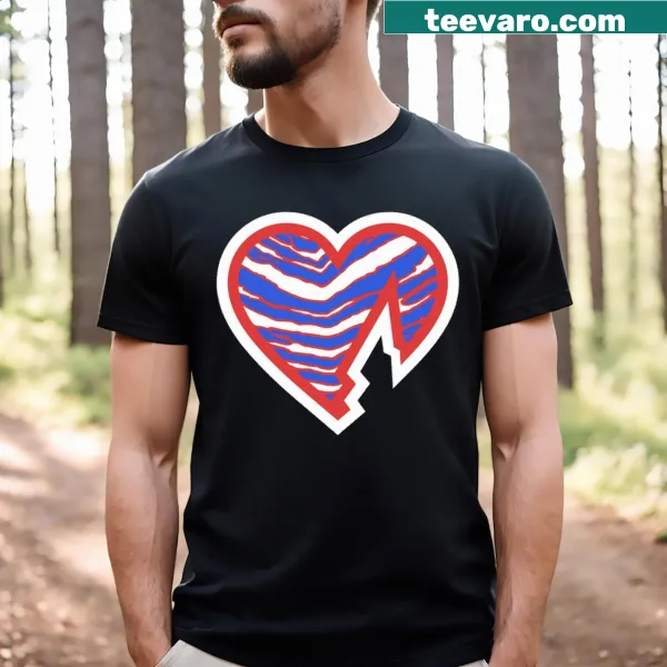 Buffalo sports T-shirt featuring heart design