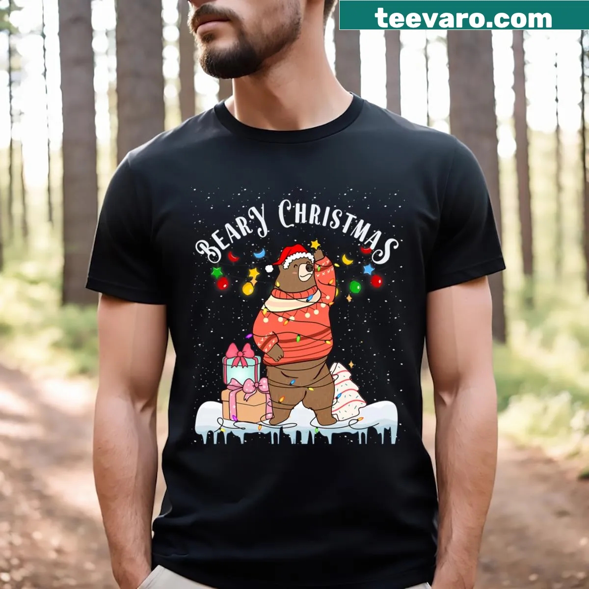 Cartoon bear in Santa hat with Merry Christmas text for the holidays. — on a men's t-shirt