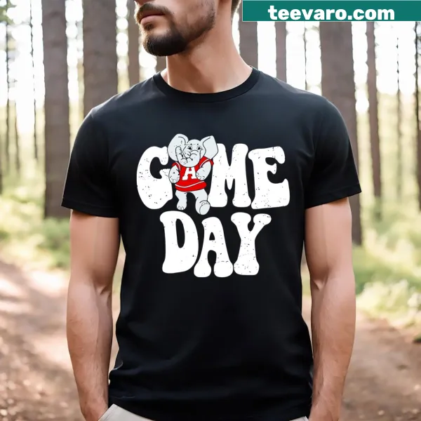T-shirt featuring the Alabama Crimson Tide logo, perfect for game day.
