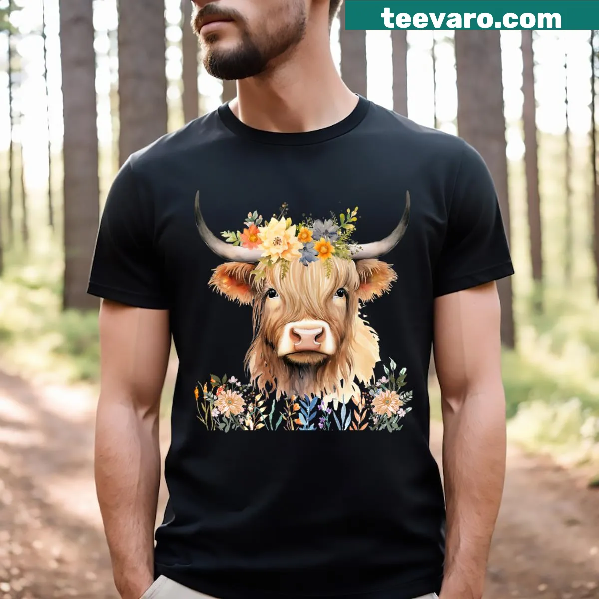 Cute baby Highland cow with flowers on a t-shirt — on a men's t-shirt