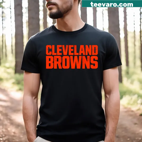Retro Cleveland Browns T-shirt with vintage-inspired graphic.