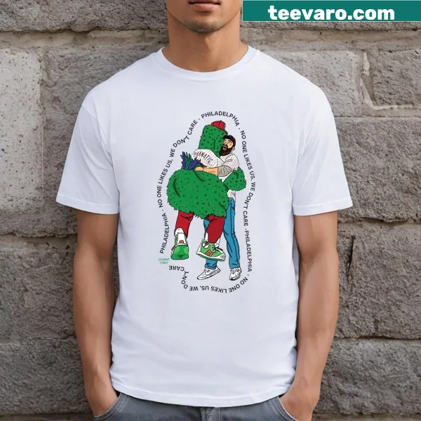 T-shirt featuring 'Phanatic Jason Kelce' text and illustration.