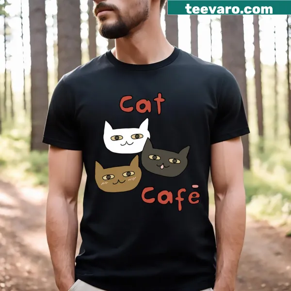 Kocia Kawiarnia cat cafe logo on a T-shirt.