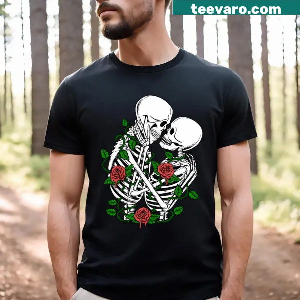 Skulls graphic on T-shirt