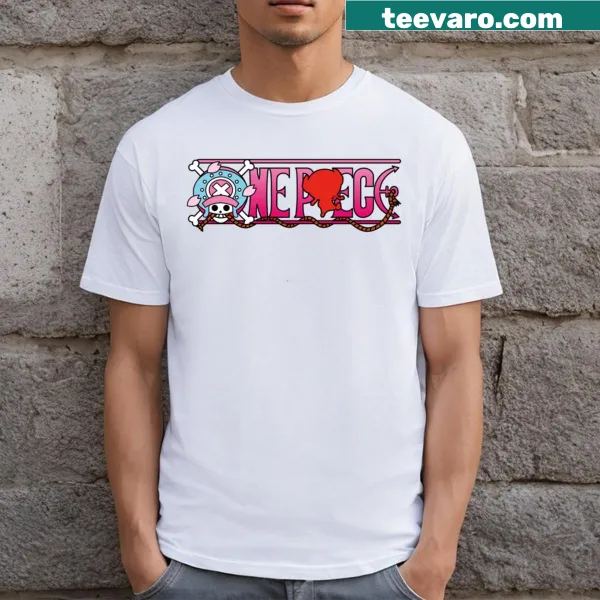 One Piece Chopper logo T-shirt for anime fans