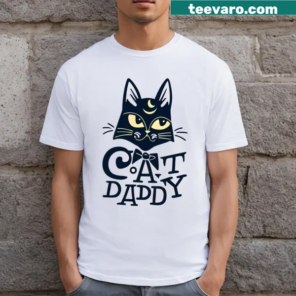 Playful T-shirt for cat lovers featuring a charming design