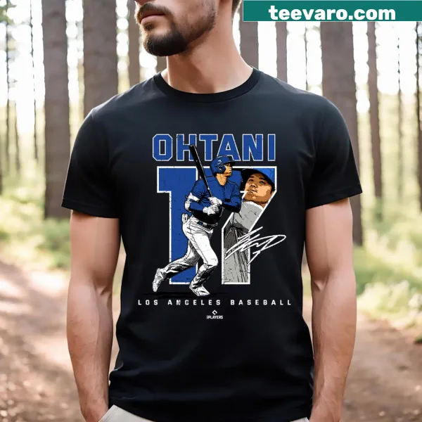 Illustrative number and portrait graphic t-shirt.