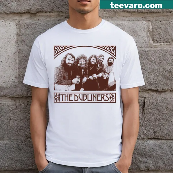 Vintage style t-shirt featuring The Dubliners original design