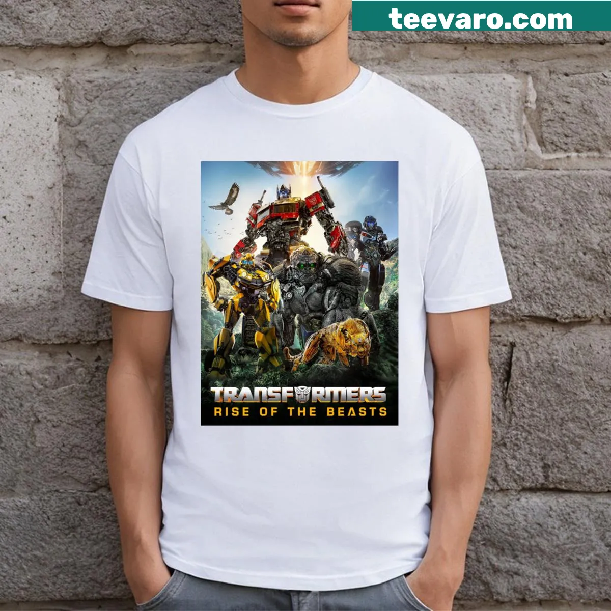 Fantasy battles and transformations illustrated on T-shirt — on a men's t-shirt