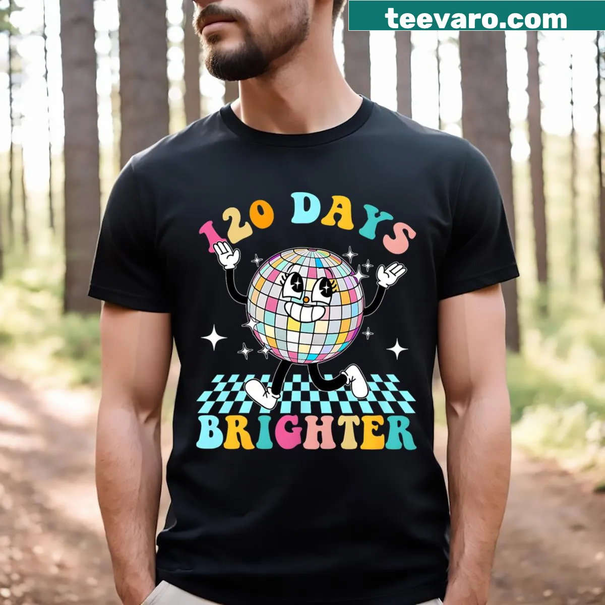 Cheerful T-shirt for the 120th school day with a groovy design. — on a men's t-shirt