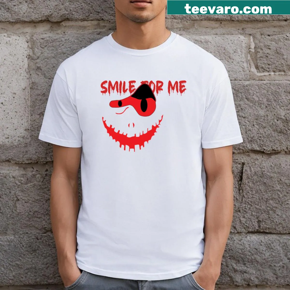 Cartoon horror smile graphic T-shirt for horror enthusiasts — on a men's t-shirt