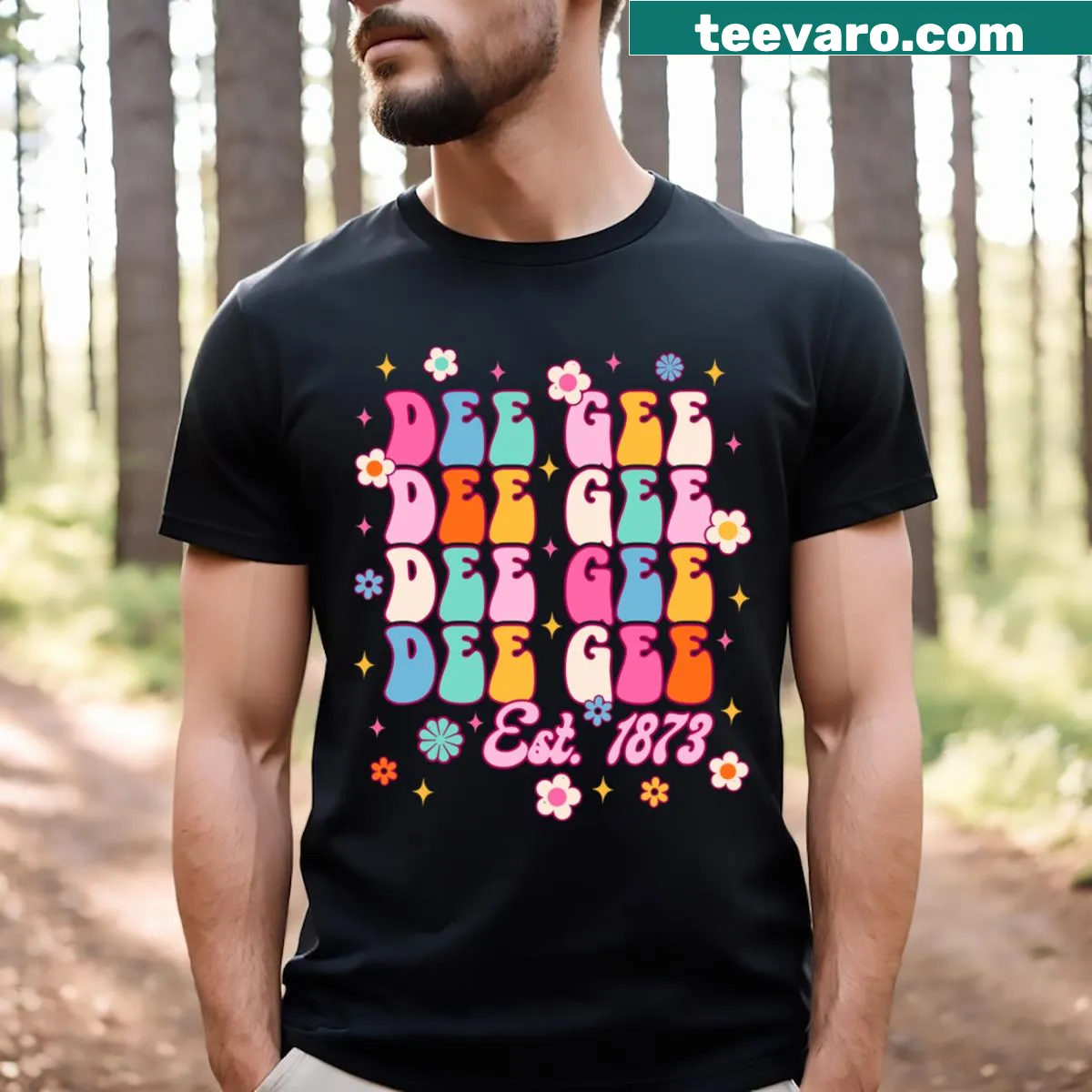 Badge-emblem T-shirt for Delta Gamma sorority with founding year — on a men's t-shirt