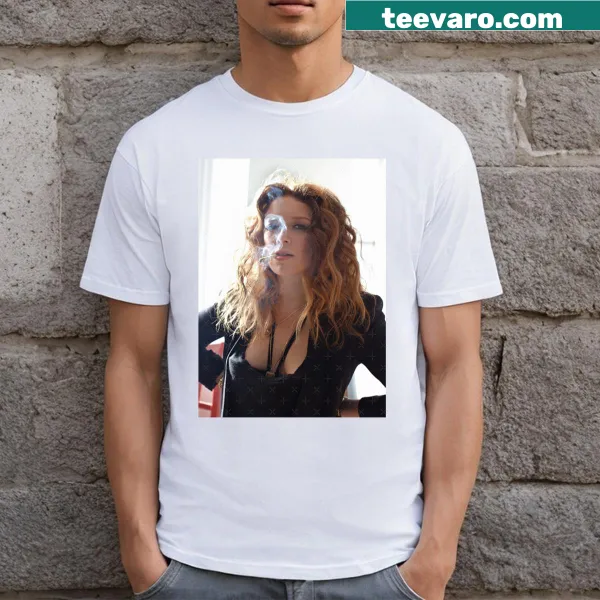 Playful T-shirt celebrating Natasha Lyonne