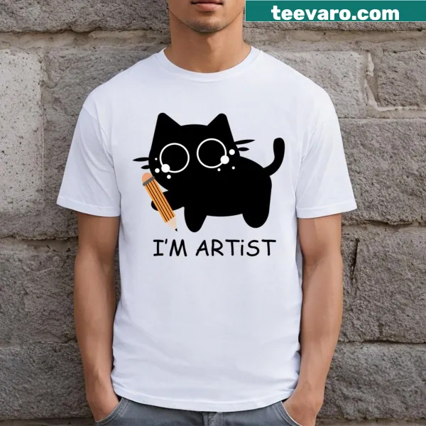 Vintage T-shirt with 'Cat I'm Artist' text and kitten graphic