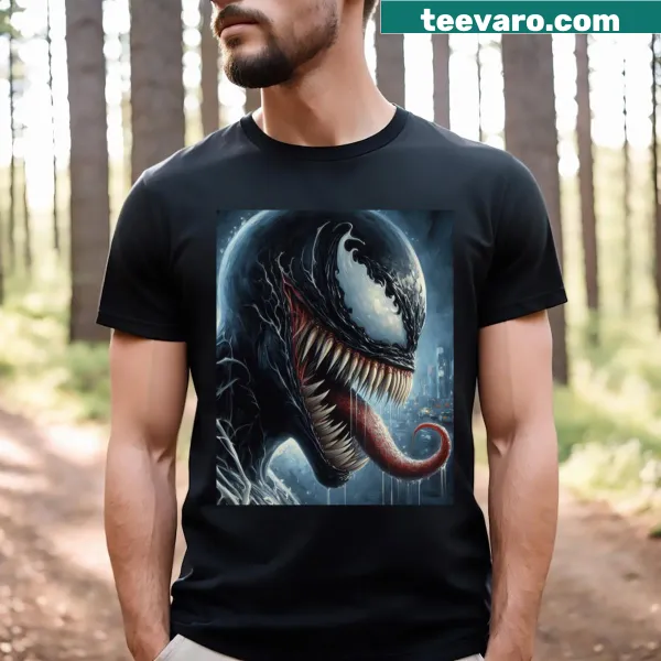 Graphic T-shirt featuring Venom's iconic face and design